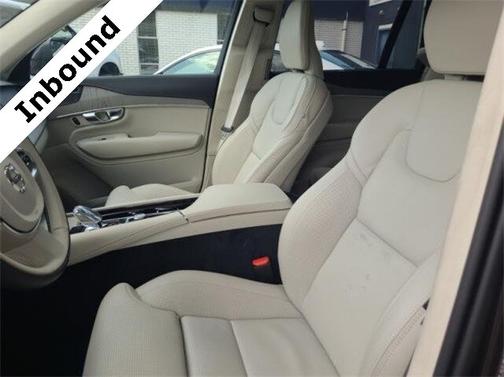 2024 Volvo XC90 B6 Ultimate Bright 7-Seater