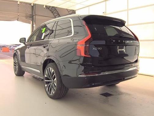 2025 Volvo XC90 Plus