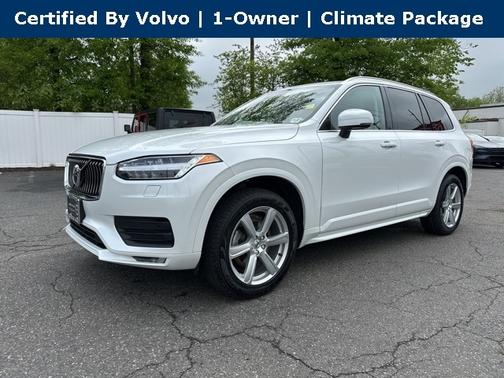 2022 Volvo XC90 T5 AWD Momentum 7 Seater