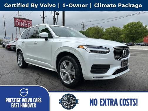 2022 Volvo XC90 T5 AWD Momentum 7 Seater