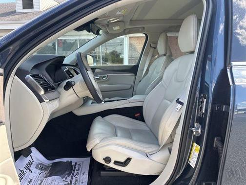 Denim Blue Metallic 2023 Volvo XC90 B6 Ultimate 6-Seater