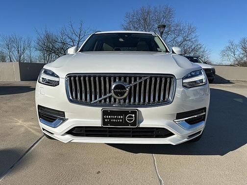 2024 Volvo XC90 T8 Ultimate 6-Seater