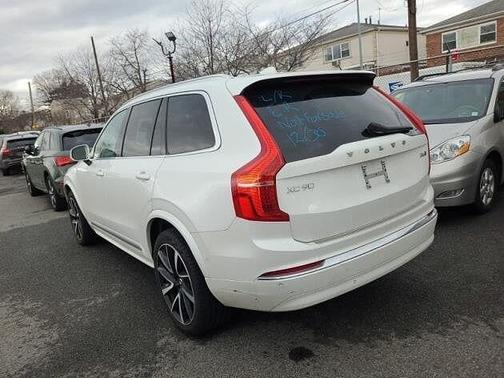 2024 Volvo XC90 Plus