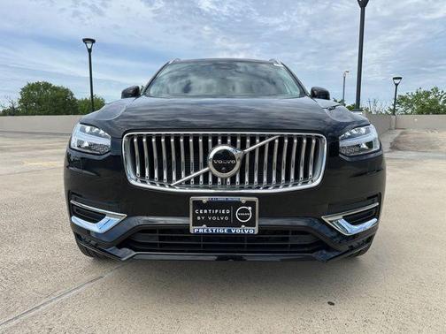 Onyx Black Metallic 2023 Volvo XC90 B6 Ultimate 6-Seater