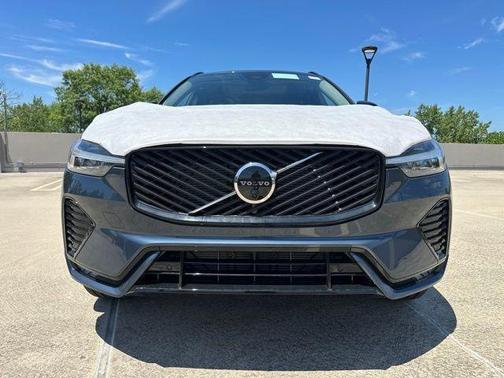 Denim Blue Metallic 2026 Volvo XC60 B5 Plus
