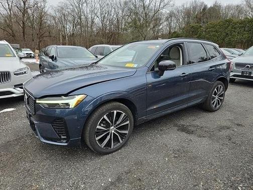 2023 Volvo XC60 Plus