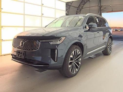 2025 Volvo XC90 Plus