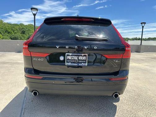 Onyx Black Metallic 2019 Volvo XC60 T6 Momentum