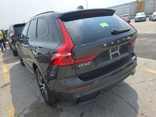 2025 Volvo XC60 B5 Plus