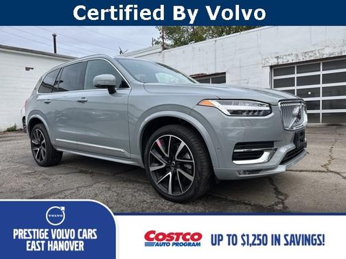 2024 Volvo XC90 B6 Ultimate Bright 6-Seater