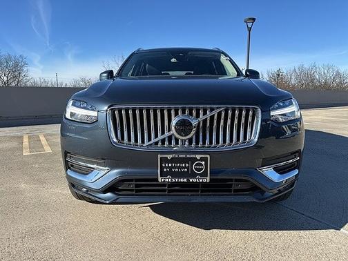2025 Volvo XC90 Plus