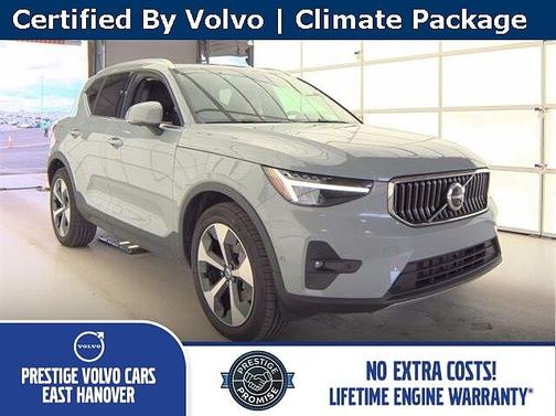 2025 Volvo XC40 Plus