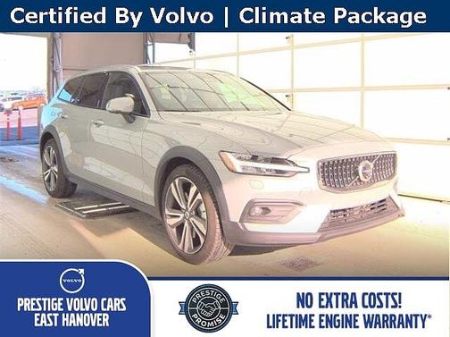 2025 Volvo V60 Cross Country Plus