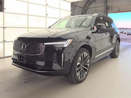 2025 Volvo XC90 Plus