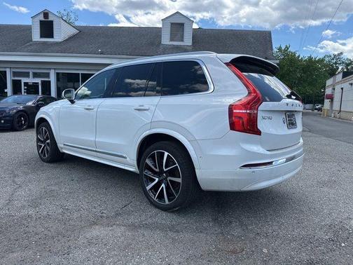 Crystal White Metallic 2024 Volvo XC90 B6 Plus Bright Theme 6-Seater