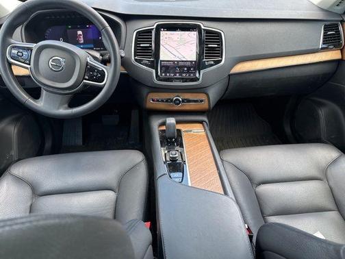 Crystal White Metallic 2024 Volvo XC90 B6 Plus Bright Theme 6-Seater