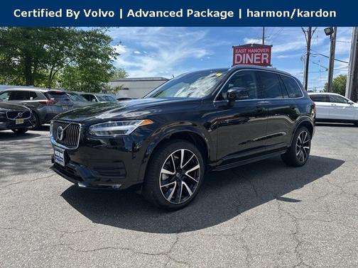 2022 Volvo XC90 T6 AWD Momentum 7 Seater