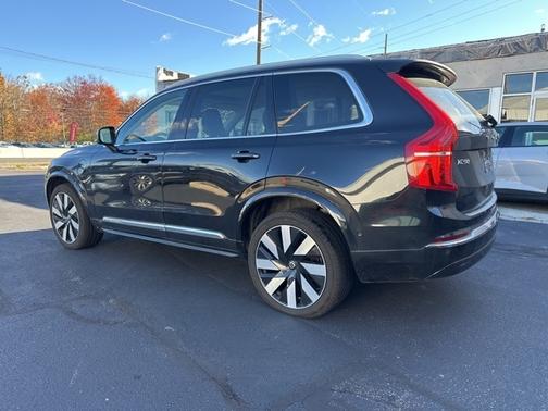 2024 Volvo XC90 Recharge Plug-In Hybrid T8 Plus Bright 7-Seater