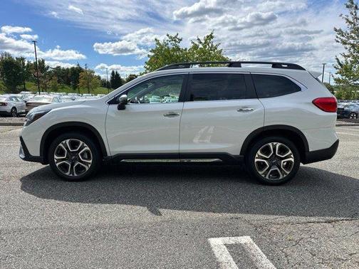 Crystal White Pearl 2023 Subaru Ascent Touring 7-Passenger
