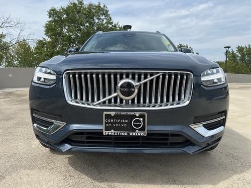 2025 Volvo XC90 B5 Core