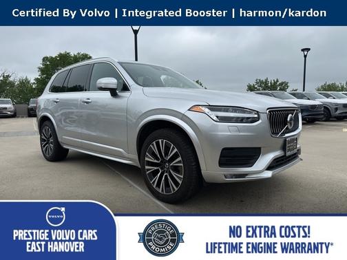 2022 Volvo XC90 T6 AWD Momentum 7 Seater