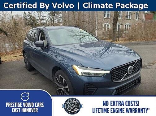 2023 Volvo XC60 B5 AWD Ultimate Dark