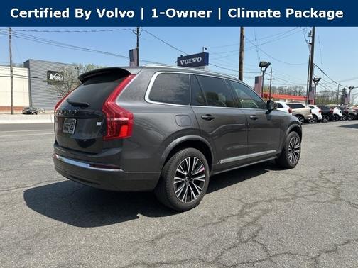 2023 Volvo XC90 Recharge Plug-In Hybrid Core Bright 7-Seater