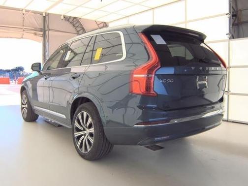 2025 Volvo XC90 B6 Plus 7-Seater
