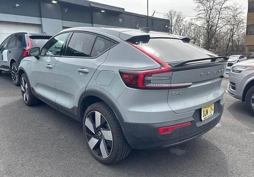 Vapour Gray 2024 Volvo C40 Recharge Pure Electric Twin Ultimate