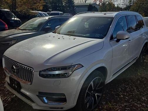 2024 Volvo XC90 Plus