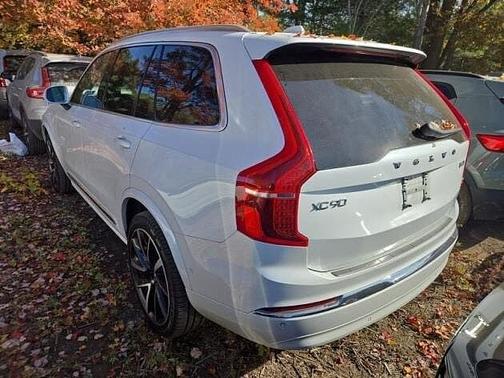 2024 Volvo XC90 Plus