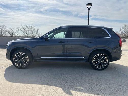 Denim Blue Metallic 2026 Volvo XC90 B6 Ultra 7-Seater