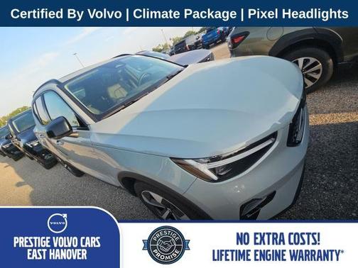 Metallic 2026 Volvo XC40 B5 Plus