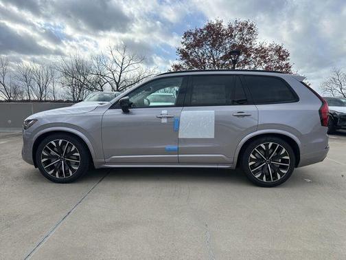Silver 2026 Volvo XC90 B6 Ultra Dark Theme 7-Seater