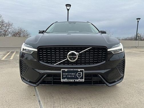 2025 Volvo XC60 Plus