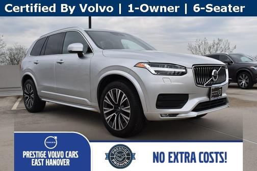 2022 Volvo XC90 T6 AWD Momentum 6 Seater