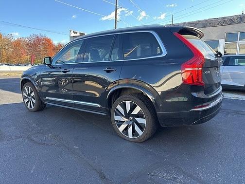 2024 Volvo XC90 Plus