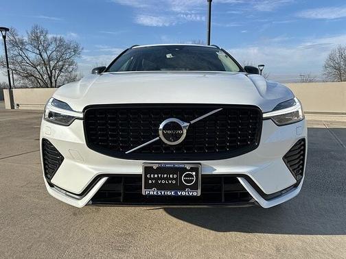 2025 Volvo XC60 Plus