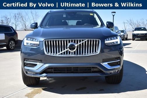 2024 Volvo XC90 B6 Ultimate Bright 7-Seater