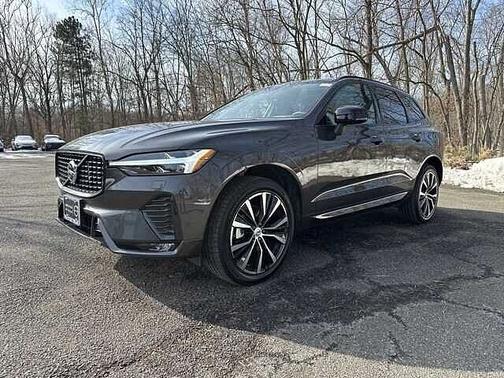 2025 Volvo XC60 Plus