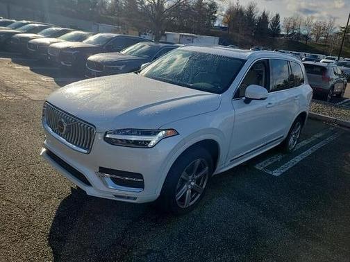 2024 Volvo XC90 Core