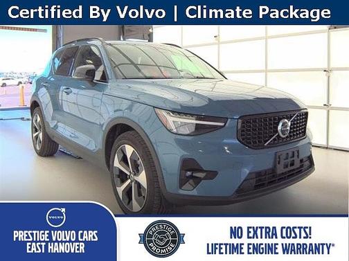 2025 Volvo XC40 Plus