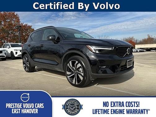 2025 Volvo XC40 Plus