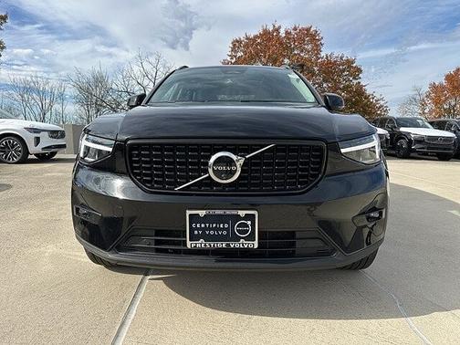 2025 Volvo XC40 Plus