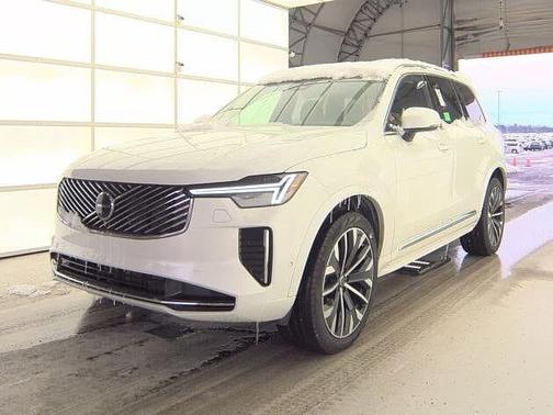 2025 Volvo XC90 Plus