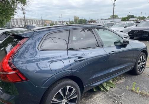 Denim Blue Metallic 2025 Volvo XC60 B5 Plus
