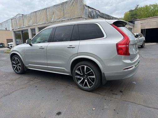 Silver 2023 Volvo XC90 B6 Plus 6-Seater