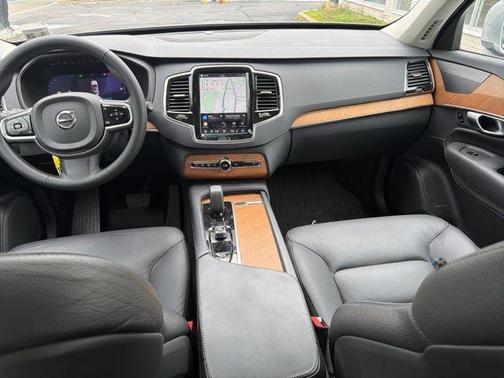 Silver 2023 Volvo XC90 B6 Plus 6-Seater