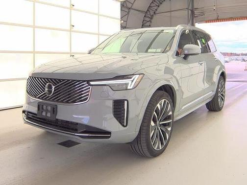2025 Volvo XC90 Plus