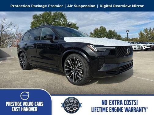 Onyx Black Metallic 2026 Volvo XC90 B6 Ultra Dark Theme 7-Seater